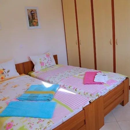 Rizos Villa Ermones